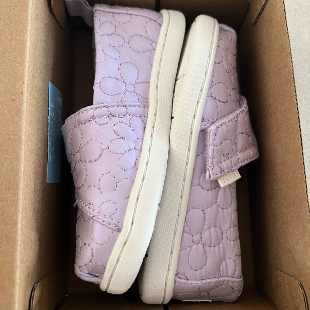 TOMS Shoes